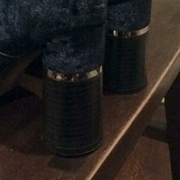 Blue Velvet Booties Sz 8 - Picture 4 of 4